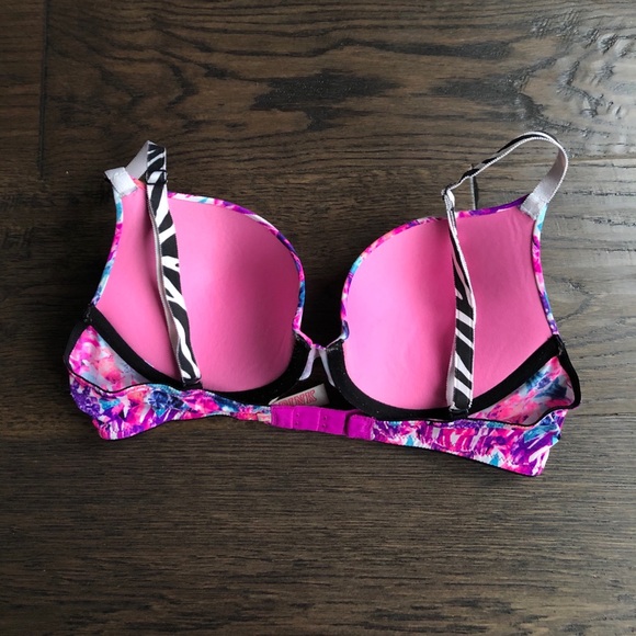 VS PINK Wear Everywhere Push-Up Bra - Picture 2 of 6